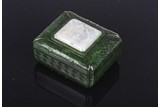 A GREEN JADE AND WHITE JADE INLAID BOX AND COVER