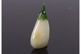 A CHINESE WHITE JADE 'MAGNOLIA' SNUFF BOTTLE