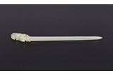 A WHITE JADE 'THREE FRIENDS OF WINTER' HAIRPIN